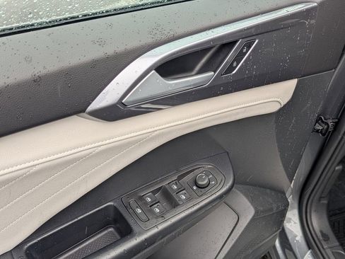 New 2026 Volkswagen Taos SEL AWD/4WD image 11