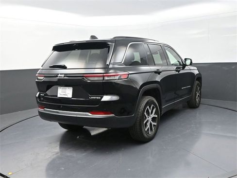 New 2025 Jeep Grand Cherokee Limited w/ Luxury Tech Group II image 7