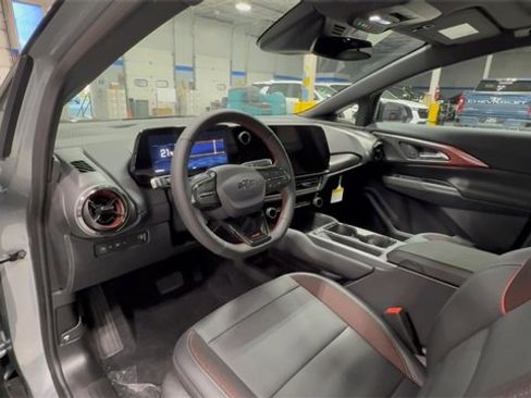 New 2026 Chevrolet Equinox EV RS image 10