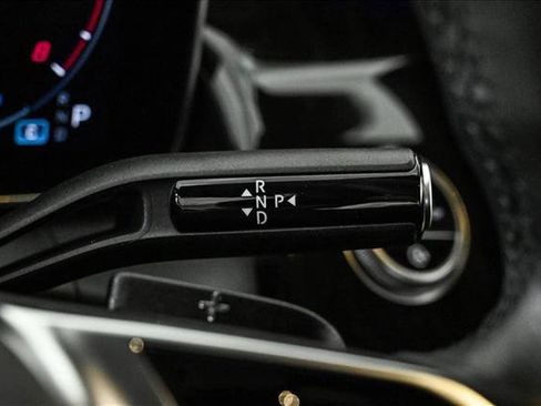 Certified 2025 Mercedes-Benz GLC 300 4MATIC image 13