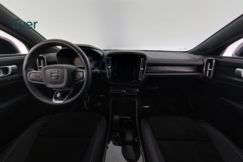 Used 2023 Volvo C40 P8 Recharge Plus AWD/4WD image 26