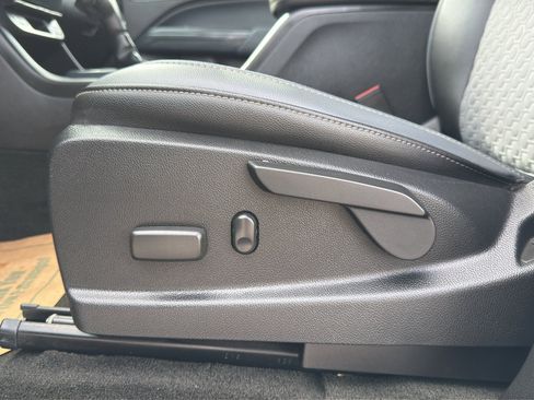 Used 2018 Chevrolet Colorado Z71 image 15