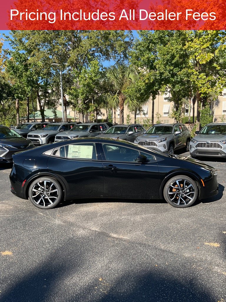 New 2026 Toyota Prius Plug-In Hybrid FWD image 5