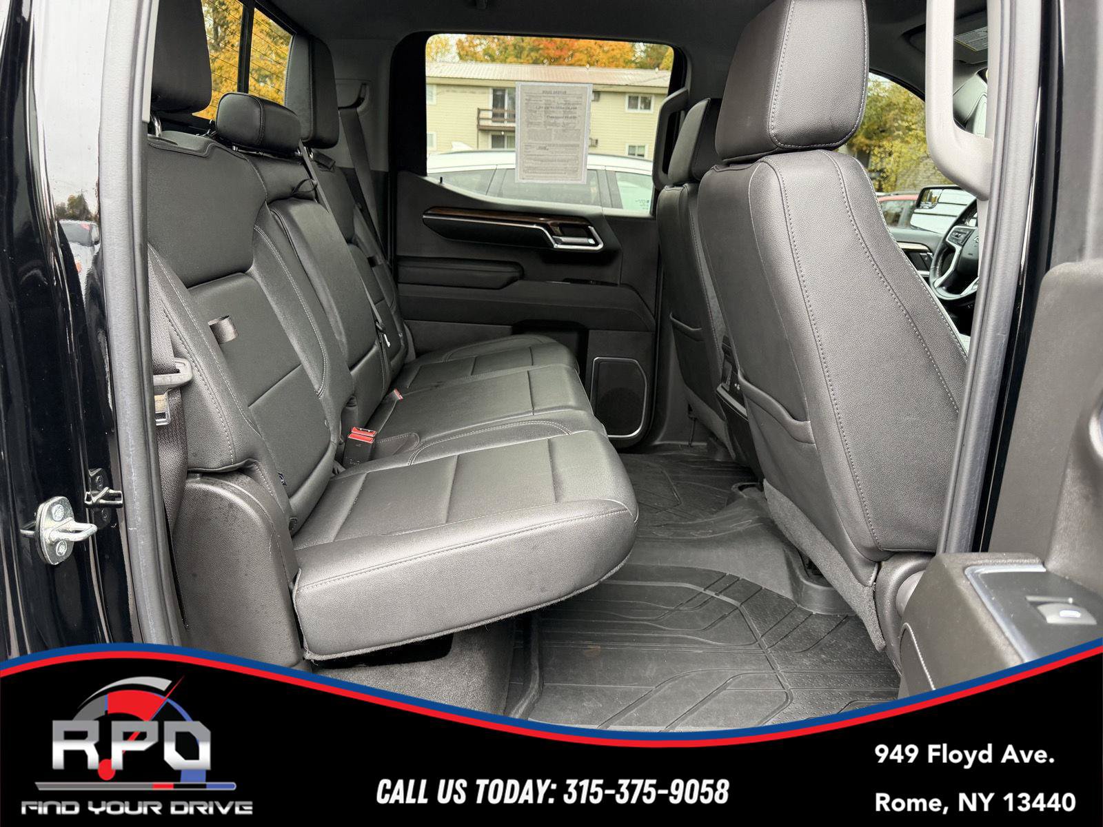 Used 2023 Chevrolet Silverado 1500 RST w/ Redline Edition AWD/4WD image 36