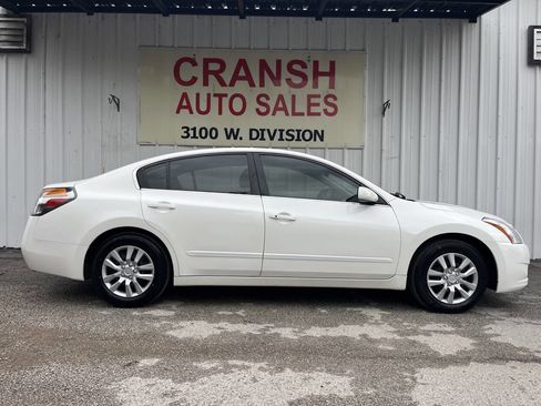 Used 2012 Nissan Altima 2.5 S image 2