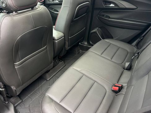 Used 2024 Chevrolet TrailBlazer RS w/ Convenience Package FWD image 14