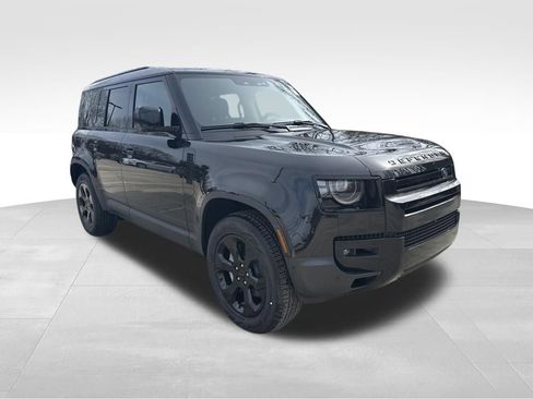 New 2026 Land Rover Defender 110 S image 4