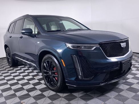 Certified 2025 Cadillac XT6 Sport w/ LPO, Onyx Lite Package image 22