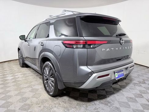 Used 2022 Nissan Pathfinder SL w/ SL Premium Package AWD/4WD image 3