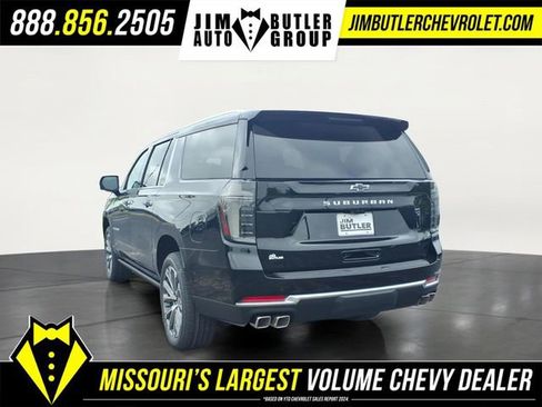 New 2026 Chevrolet Suburban High Country AWD/4WD image 2