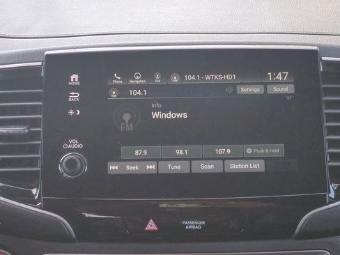 Used 2023 Honda Passport TrailSport image 26