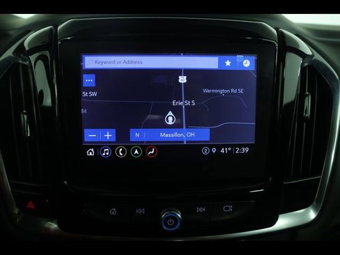 Used 2023 Chevrolet Traverse LT w/ LT Premium Package image 12