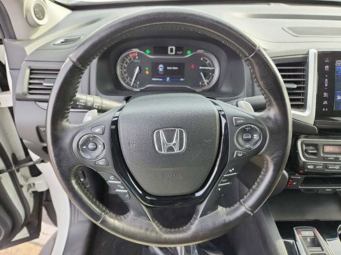 Certified 2020 Honda Ridgeline RTL-E image 17
