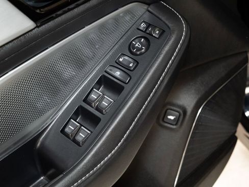 Certified 2025 Acura MDX SH-AWD w/ Technology Package image 10