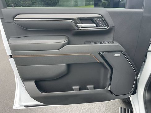 New 2026 GMC Sierra 2500 AT4 w/ AT4 Premium Plus Package AWD/4WD image 23