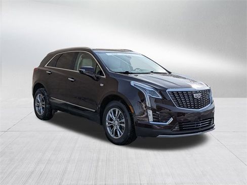 Certified 2021 Cadillac XT5 Premium Luxury image 3