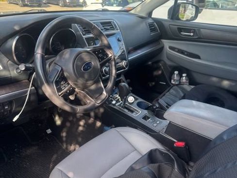 Used 2019 Subaru Outback 2.5i Limited image 13