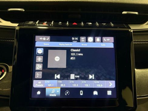 Used 2022 Jeep Grand Cherokee L Laredo image 23