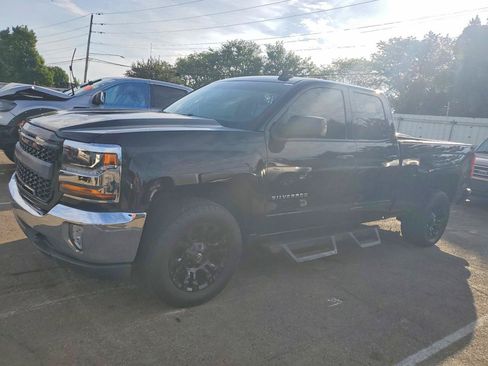 Used 2016 Chevrolet Silverado 1500 LT w/ All Star Edition AWD/4WD image 2