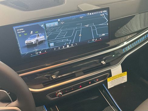 New 2026 BMW X5 xDrive50e w/ M Sport Package image 27