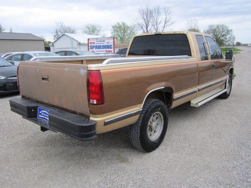 Used 1989 Chevrolet Silverado 3500 C3500 2dr Extended Cab LB image 7