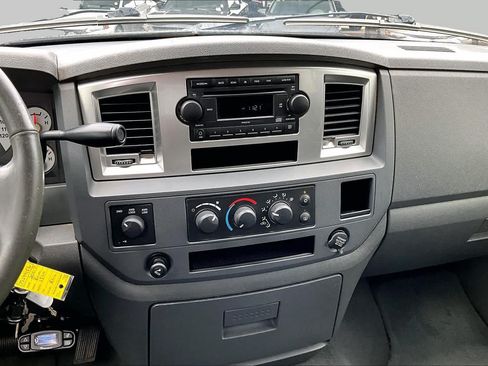 Used 2007 Dodge Ram 1500 Truck SLT AWD/4WD image 7