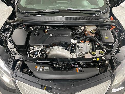Used 2018 Chevrolet Volt Premier w/ Driver Confidence Package image 17