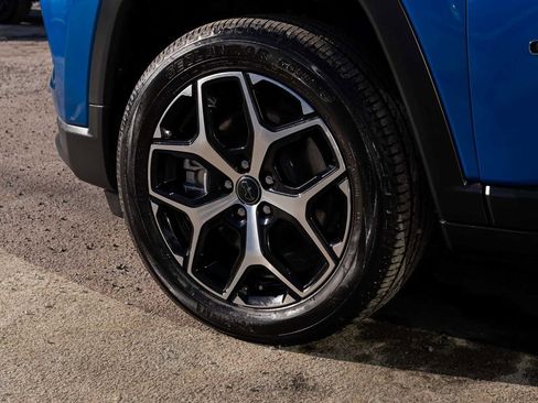 Used 2026 Jeep Compass Limited image 8