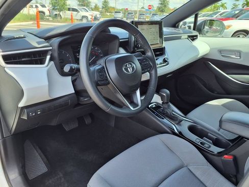 Used 2025 Toyota Corolla SE FWD image 19