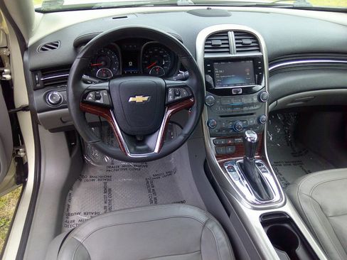 Used 2013 Chevrolet Malibu LT image 8