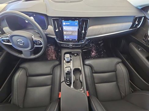 Used 2022 Volvo S90 B6 Inscription w/ Advanced Package image 20