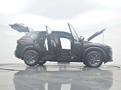Used 2023 Nissan Rogue S AWD/4WD image 42