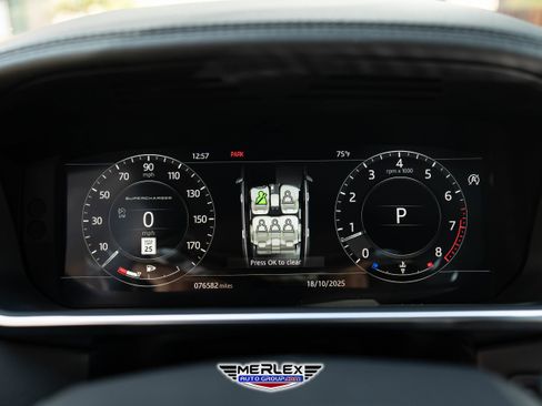 Used 2018 Land Rover Range Rover Long Wheelbase Supercharged image 32