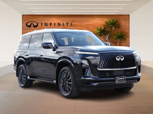 Used 2025 INFINITI QX80 Autograph w/ Autograph Exterior Package image 3