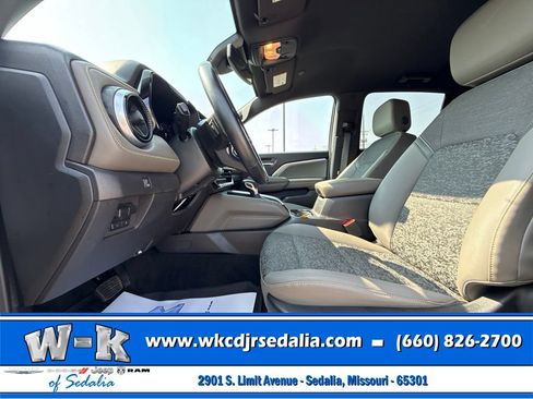 Used 2024 Chevrolet Colorado ZR2 AWD/4WD image 21