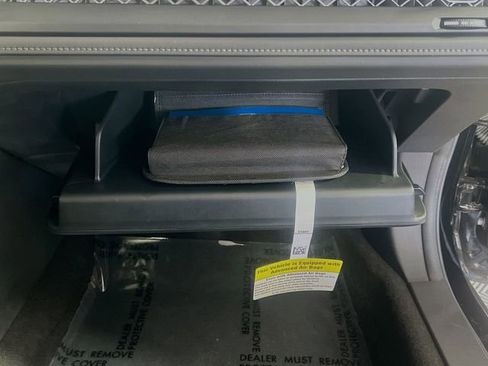 Used 2025 Honda Accord LX image 31