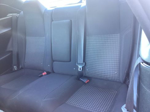 Used 2019 Dodge Challenger SXT image 11