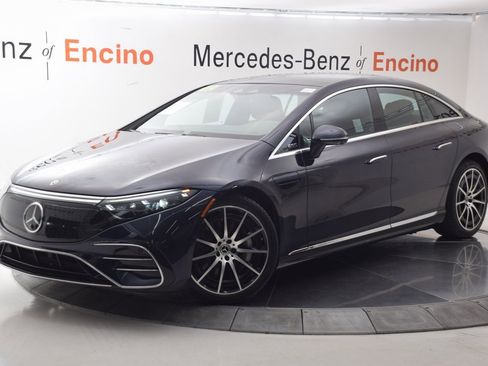 Used 2022 Mercedes-Benz EQS 580 EQS 580 image 2