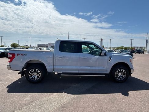 Used 2022 Ford F150 Lariat w/ FX4 Off-Road Package AWD/4WD image 4