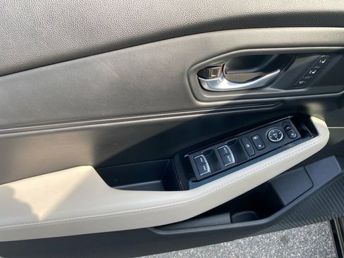 Certified 2023 Honda Accord Touring image 36