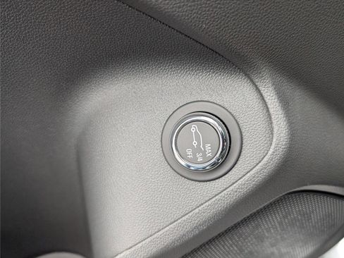 New 2026 Chevrolet TrailBlazer LT w/ Convenience Package image 17