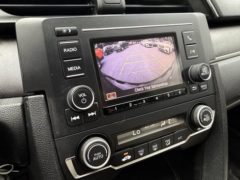 Used 2018 Honda Civic LX image 21