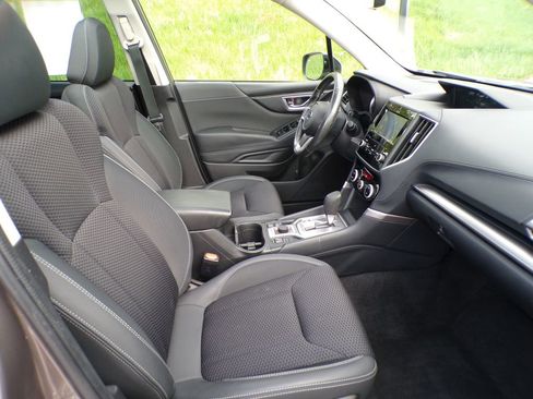 Used 2022 Subaru Forester Premium AWD/4WD image 15