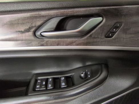 Certified 2021 Jeep Grand Cherokee L Limited AWD/4WD image 28