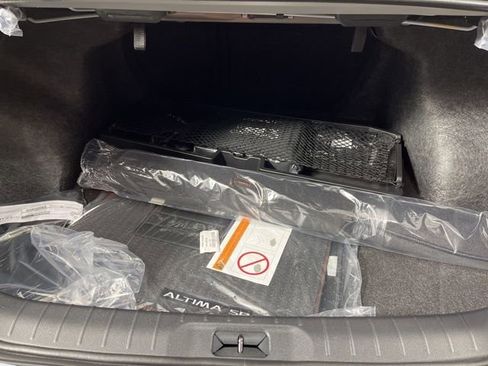 New 2025 Nissan Altima 2.5 SR w/ SR Premium Package image 50