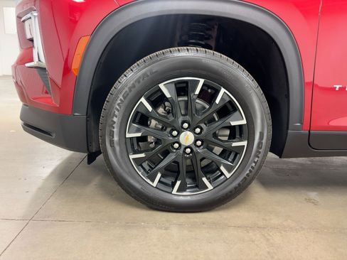 New 2026 Chevrolet Traverse LT w/ Sun and Wheel Package image 10