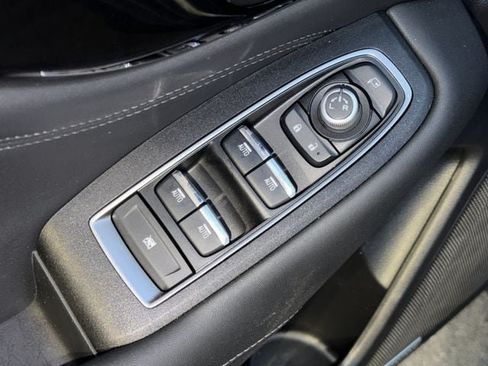 Used 2024 Subaru Outback Touring AWD/4WD image 23