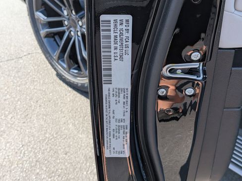 New 2026 Jeep Grand Wagoneer Summit AWD/4WD image 38