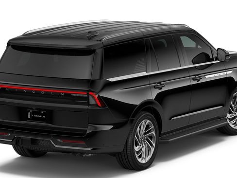 New 2026 Lincoln Navigator Premiere image 3