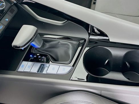 New 2026 Hyundai Elantra SEL Sport image 14